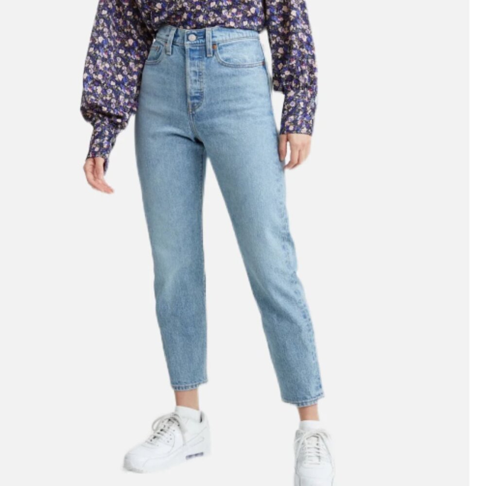 Levi's® Wedgie Icon Fit High Waist Jeans (Tango Light)